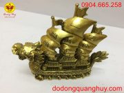 Thuyền buồm bằng đồng