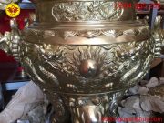 Mặt trước Lư hương đồng vàng cao 1m27