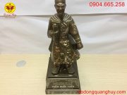 Tượng Trần Hưng Đạo khảm tam khí