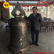 Chuông đồng trọng lượng 100kg hoa văn sắc nét và tinh xảo