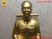 Khuôn mặt Bác đẹp và sắc nét