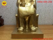 Bác Hồ ngồi đọc báo bằng đồng cao 70cm