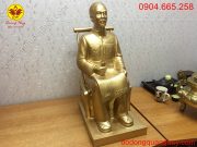 Tượng Bác Hồ bằng đồng ngồi ghế mây cao 70cm