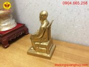 Hình ảnh mặt bên tượng Bác