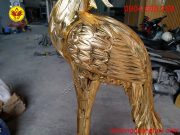 Hạc đồng mạ vàng hoa văn sắc nét và tinh xảo