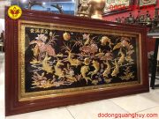 màu sắc nổi bật va cuốn hút