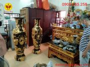 Đôi lục bình điểm nhấn phòng thờ