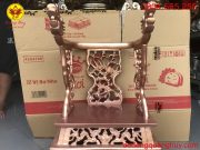 Ngai thờ bằng đồng đỏ đúc