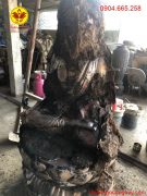 Tháo khuôn đất khí rót đồng xong