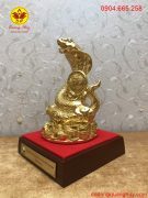 Linh Vật Rắn chữ phúc bằng đồng dát vàng 9999