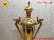 Hoa văn trên cúp sắc nét và tinh xảo