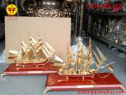 Thuyền Buồm bằng đồng mạ vàng 24k