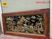 Tranh đồng hoa văn sắc nét và tinh xảo